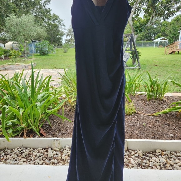 15 Lulu navy blue burnout evening gown. P2p 18 medium gorgeous evening gown. - Picture 5 of 9